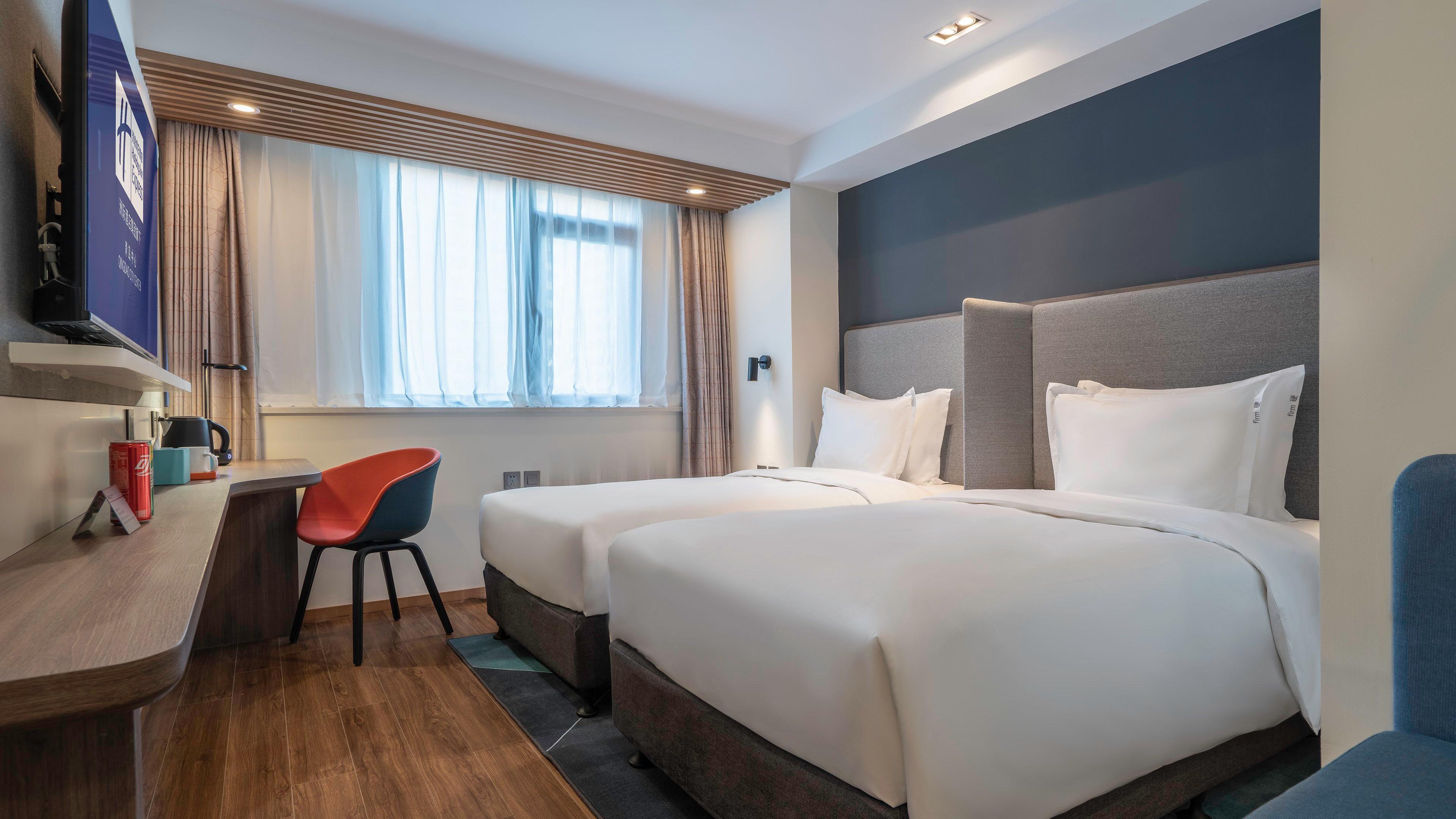 Holiday Inn Express Qingdao City Center By Ihg Dış mekan fotoğraf