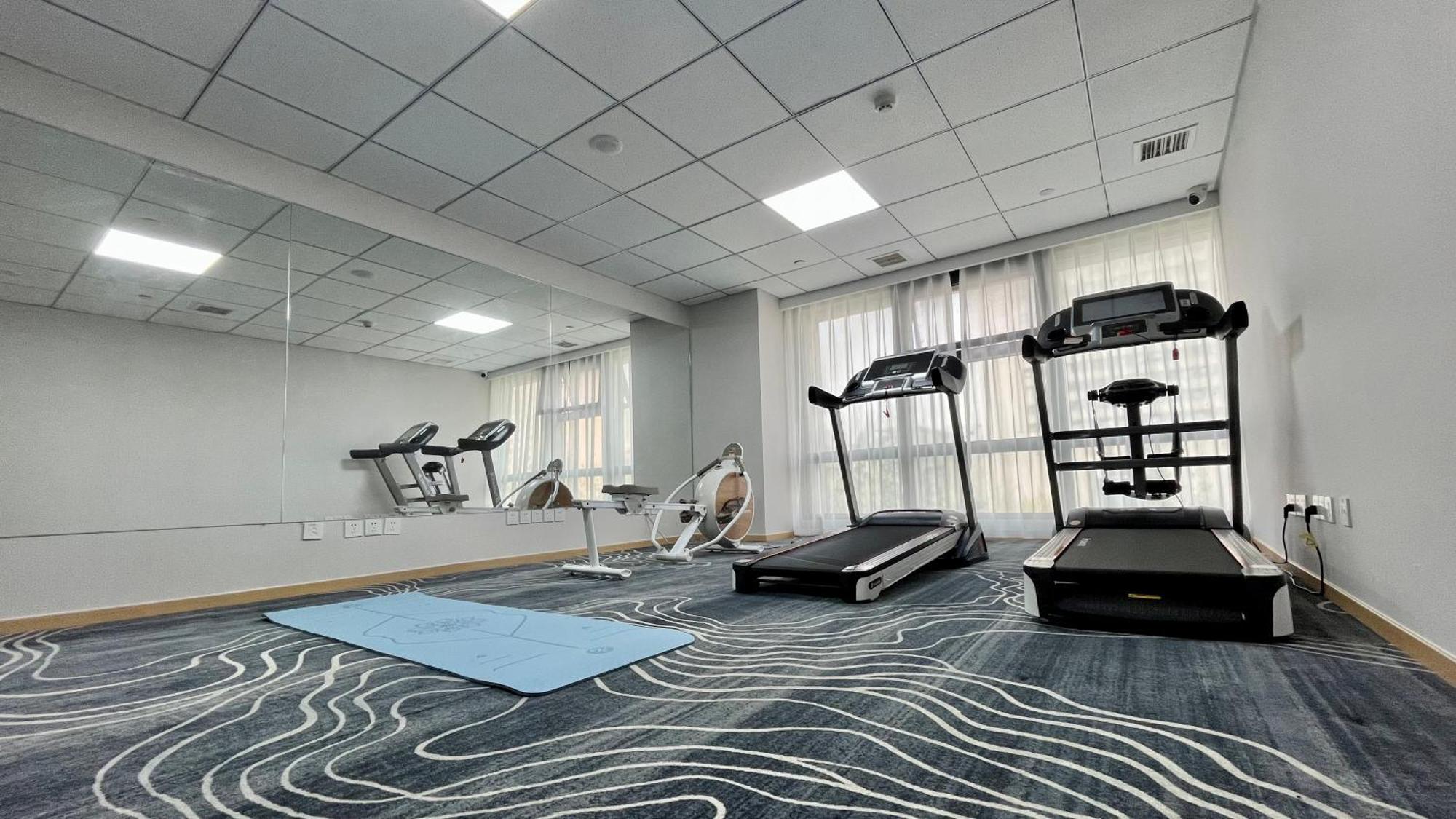 Holiday Inn Express Qingdao City Center By Ihg Dış mekan fotoğraf